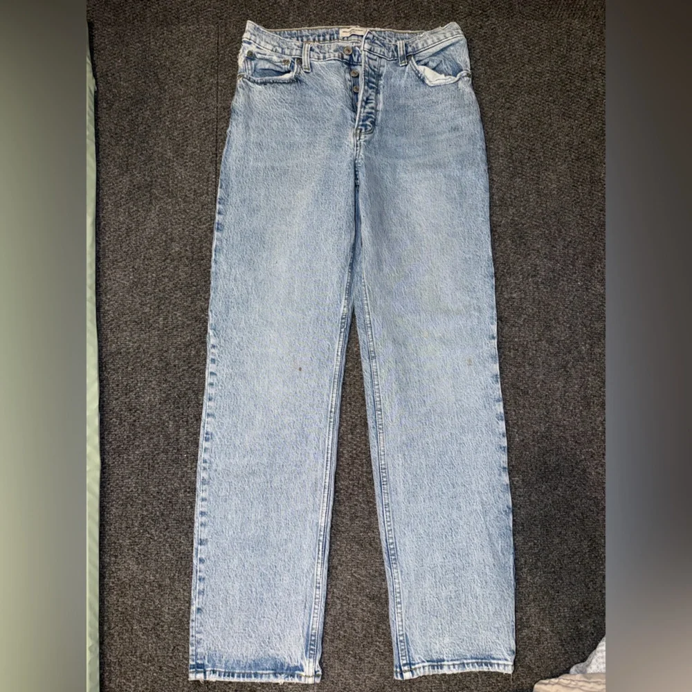 Abercrombie & Fitch Light Wash Denim Jeans - Picture 1 of 3